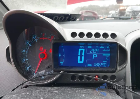 2013 Chevrolet Sonic Lt Auto z USA, uszkodzony, nr VIN 1G1JC6SH2D4196631